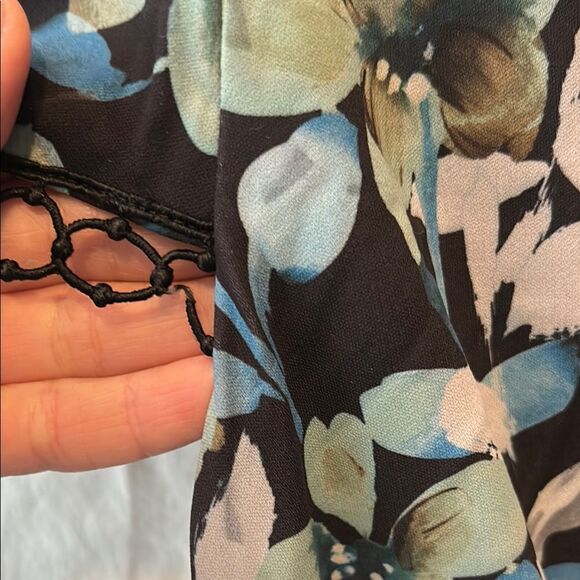 Badgley Mischka Blue Floral Collared Sheath Sz 8 *Flawed* - Picture 3 of 8